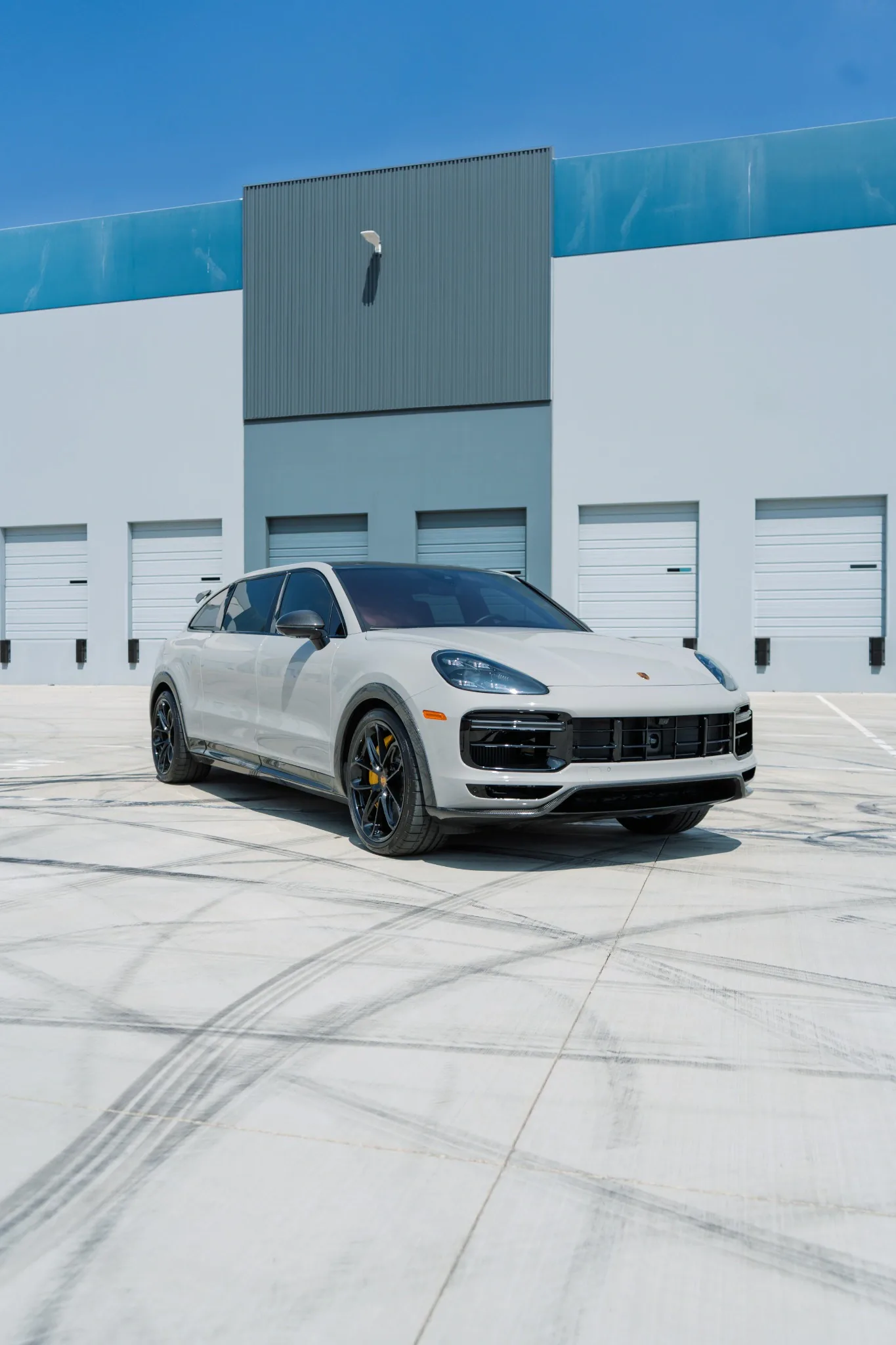Porsche Cayenne Turbo GT Minivan